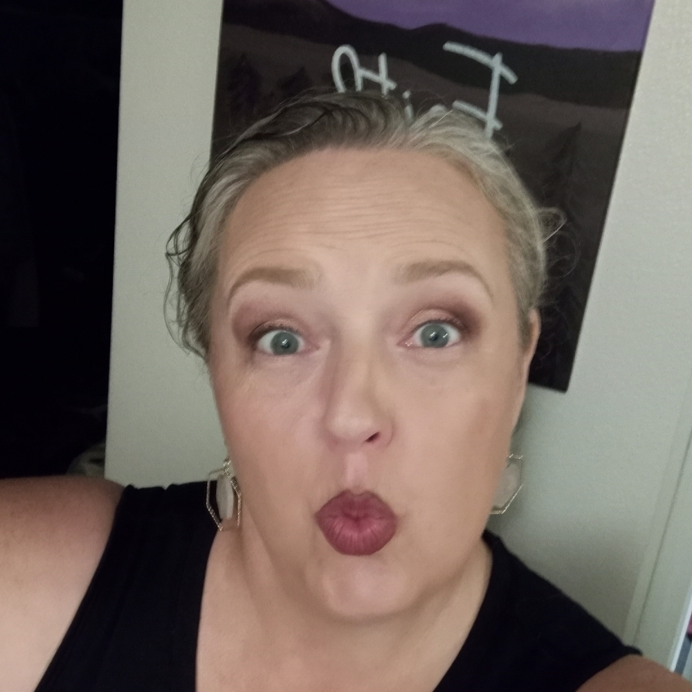 Meet your Posher, Dianna